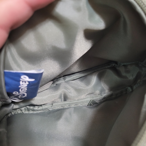 Vintage Green Mickey Mouse Makeup Bag - Picture 2 of 3